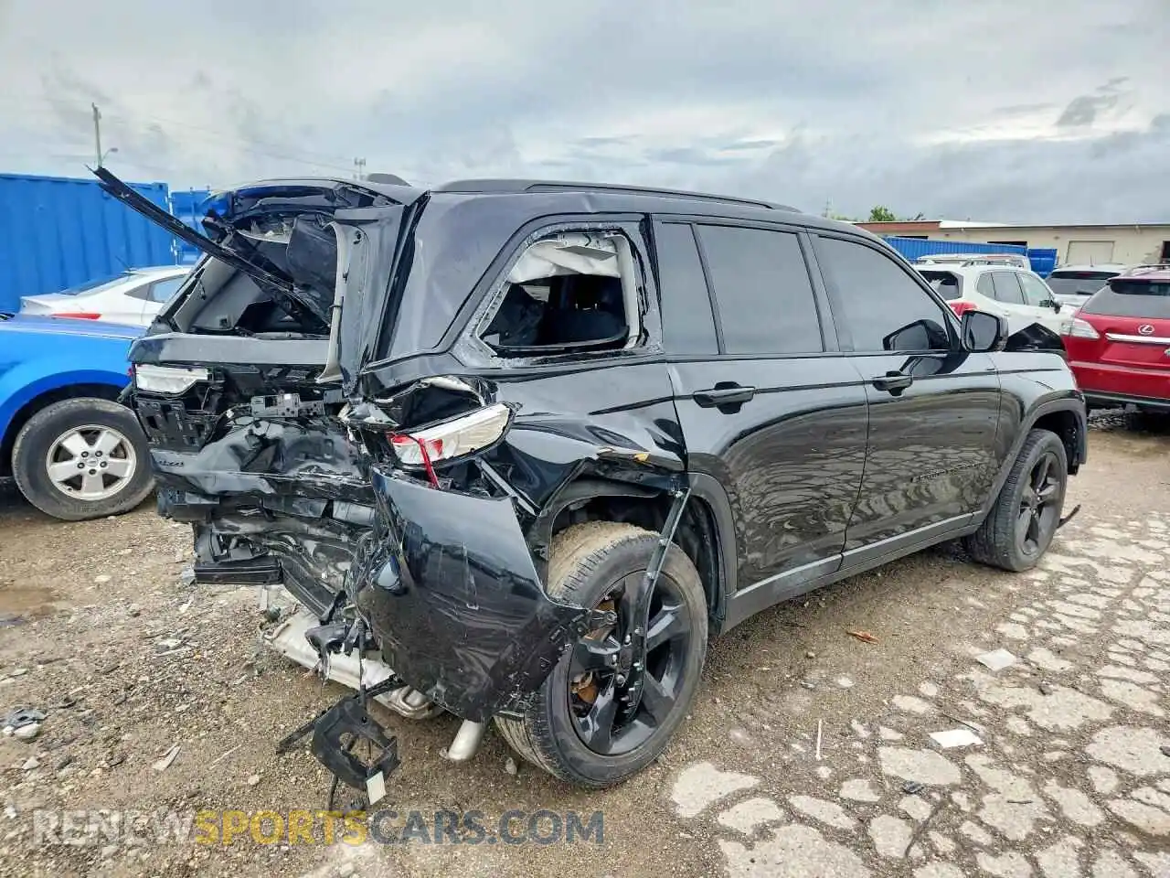 3 Фотография поврежденного автомобиля 1C4RJHBGXPC515643 JEEP CHEROKEE 2023