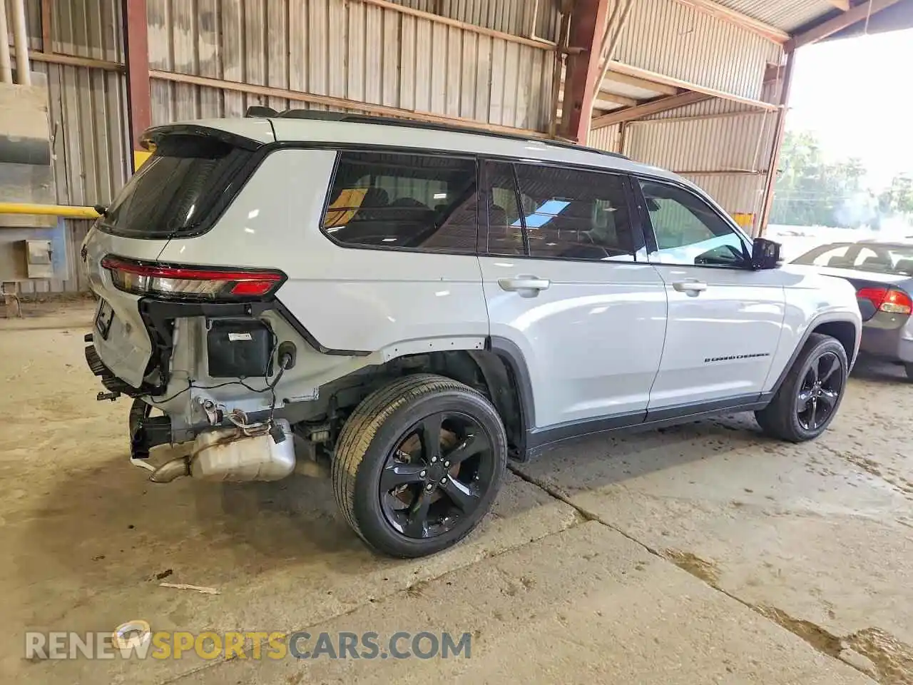 3 Photograph of a damaged car 1C4RJJAG9P8742995 JEEP CHEROKEE 2023