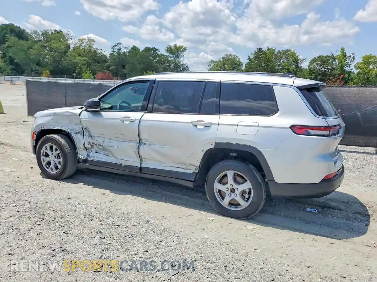 2 Photograph of a damaged car 1C4RJJBG2P8879842 JEEP CHEROKEE 2023
