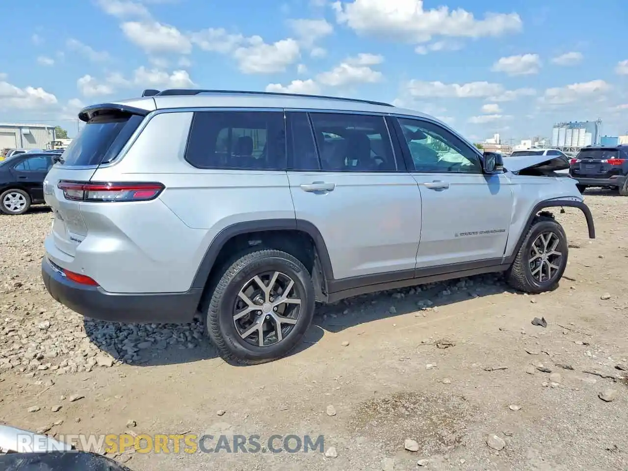 3 Photograph of a damaged car 1C4RJKBG2P8830730 JEEP CHEROKEE 2023