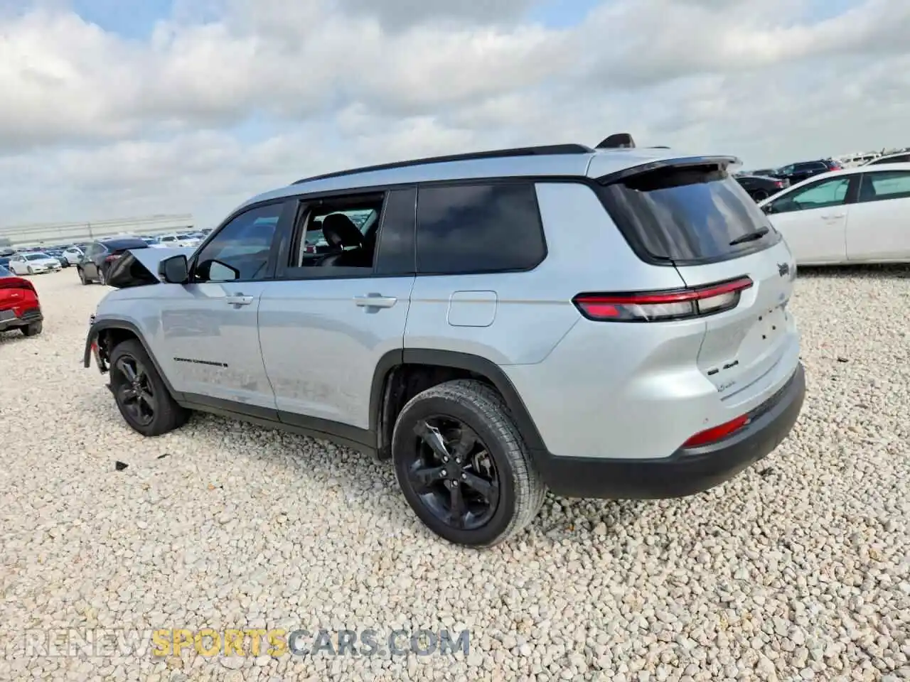 2 Photograph of a damaged car 1C4RJKBG3P8729177 JEEP CHEROKEE 2023