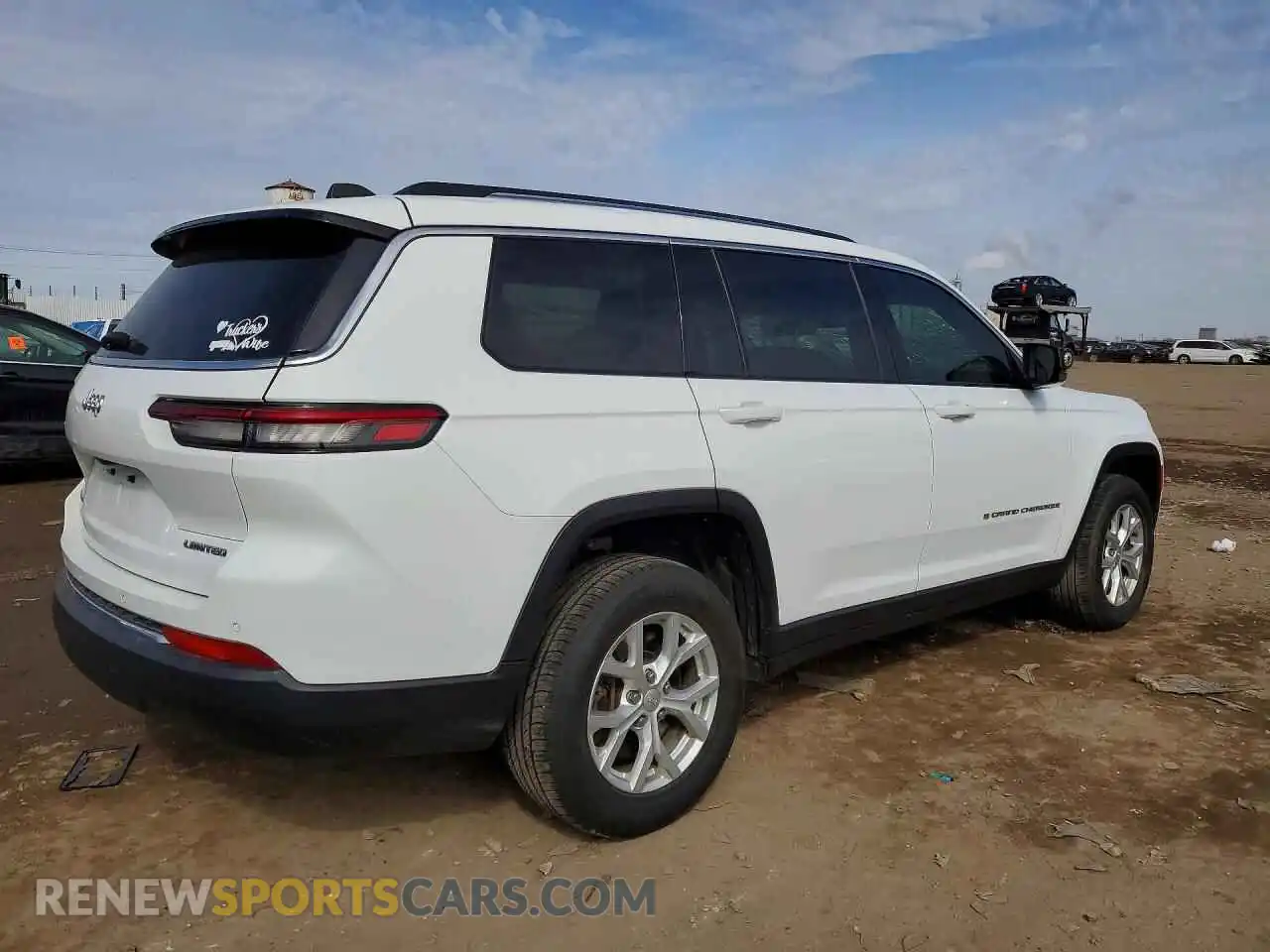 3 Photograph of a damaged car 1C4RJKBG3P8732709 JEEP CHEROKEE 2023