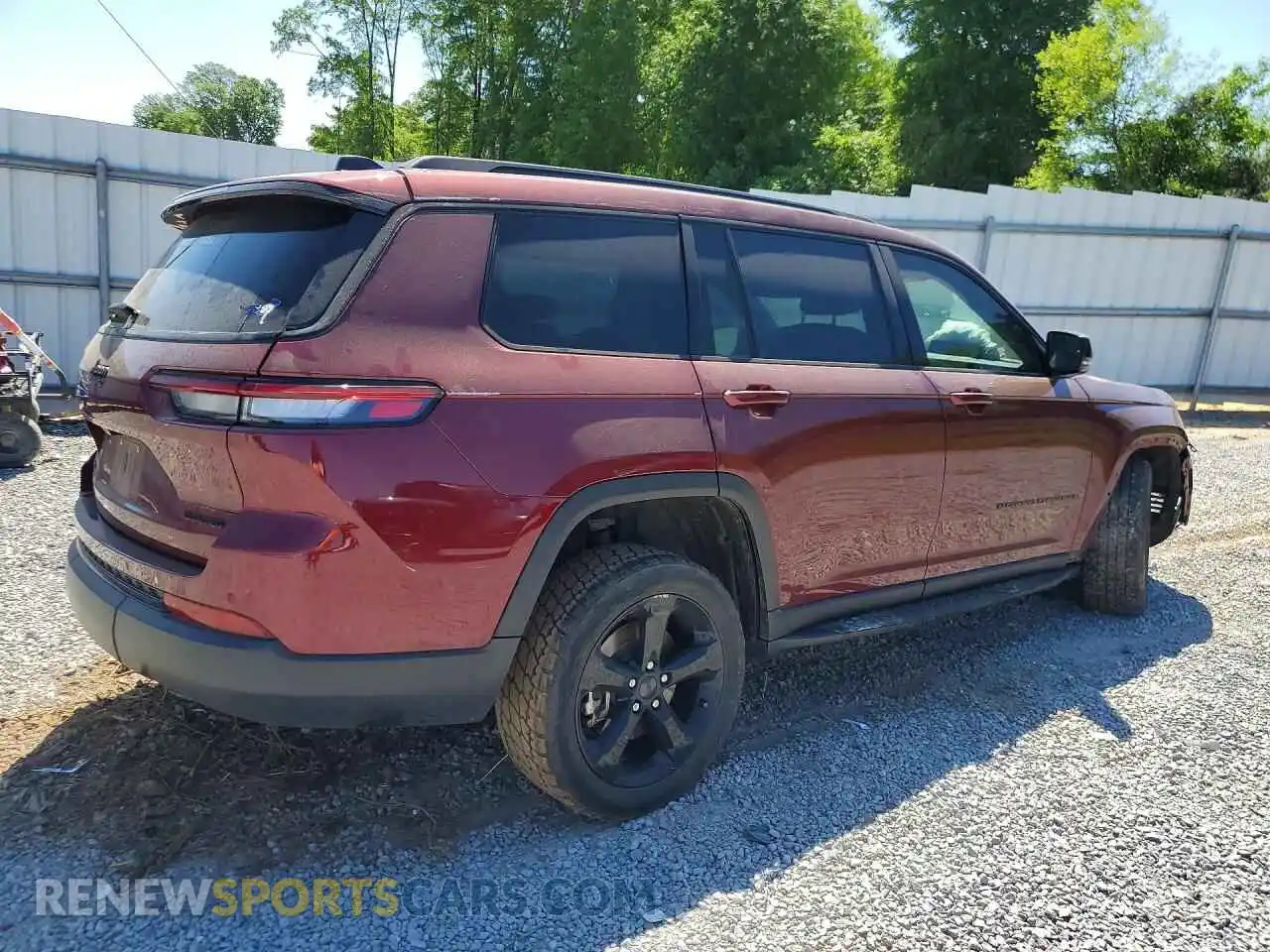 3 Photograph of a damaged car 1C4RJKBG3P8761157 JEEP CHEROKEE 2023