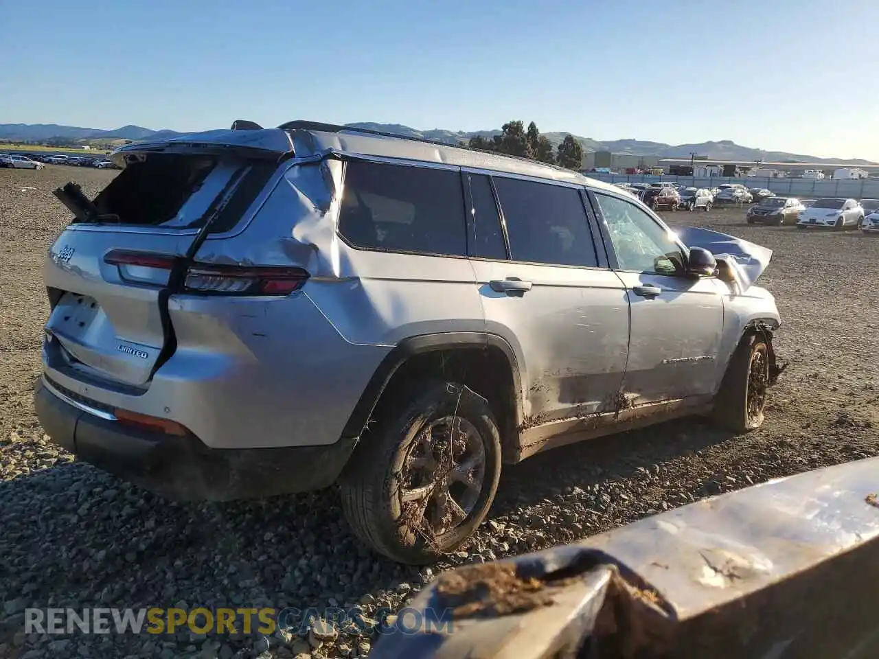 3 Фотография поврежденного автомобиля 1C4RJKBG4P8800192 JEEP CHEROKEE 2023