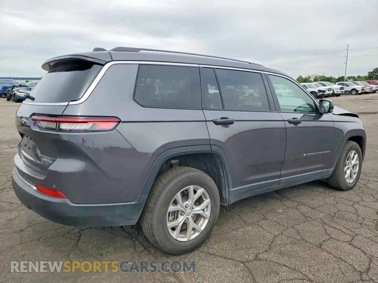 3 Photograph of a damaged car 1C4RJKBG7P8744930 JEEP CHEROKEE 2023