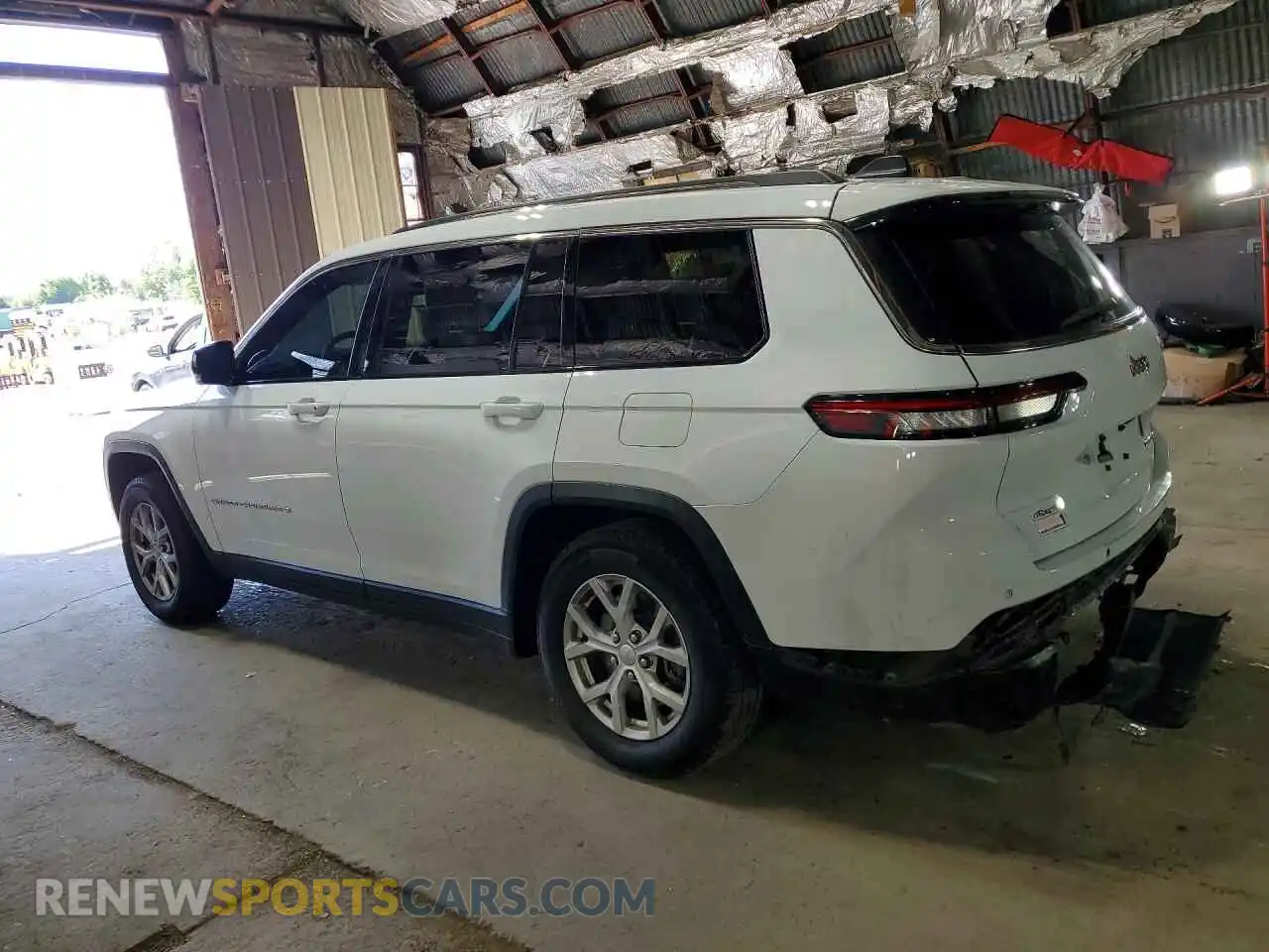 2 Photograph of a damaged car 1C4RJKBG7P8793772 JEEP CHEROKEE 2023