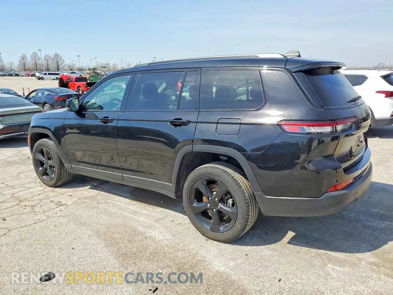 2 Photograph of a damaged car 1C4RJKBG7P8844249 JEEP CHEROKEE 2023