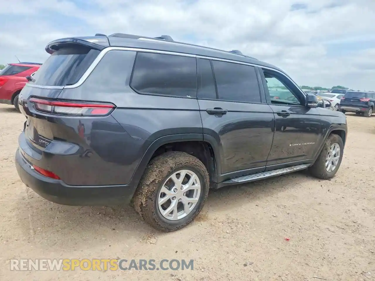 3 Photograph of a damaged car 1C4RJKBG8P8713539 JEEP CHEROKEE 2023