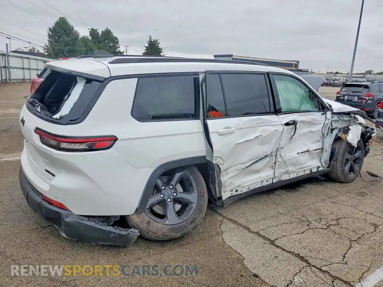 3 Фотография поврежденного автомобиля 1C4RJKBGXP8912205 JEEP CHEROKEE 2023
