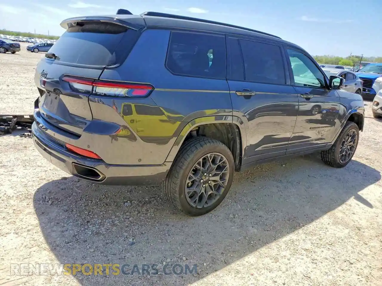 3 Photograph of a damaged car 1C4RJKEG8P8736783 JEEP CHEROKEE 2023