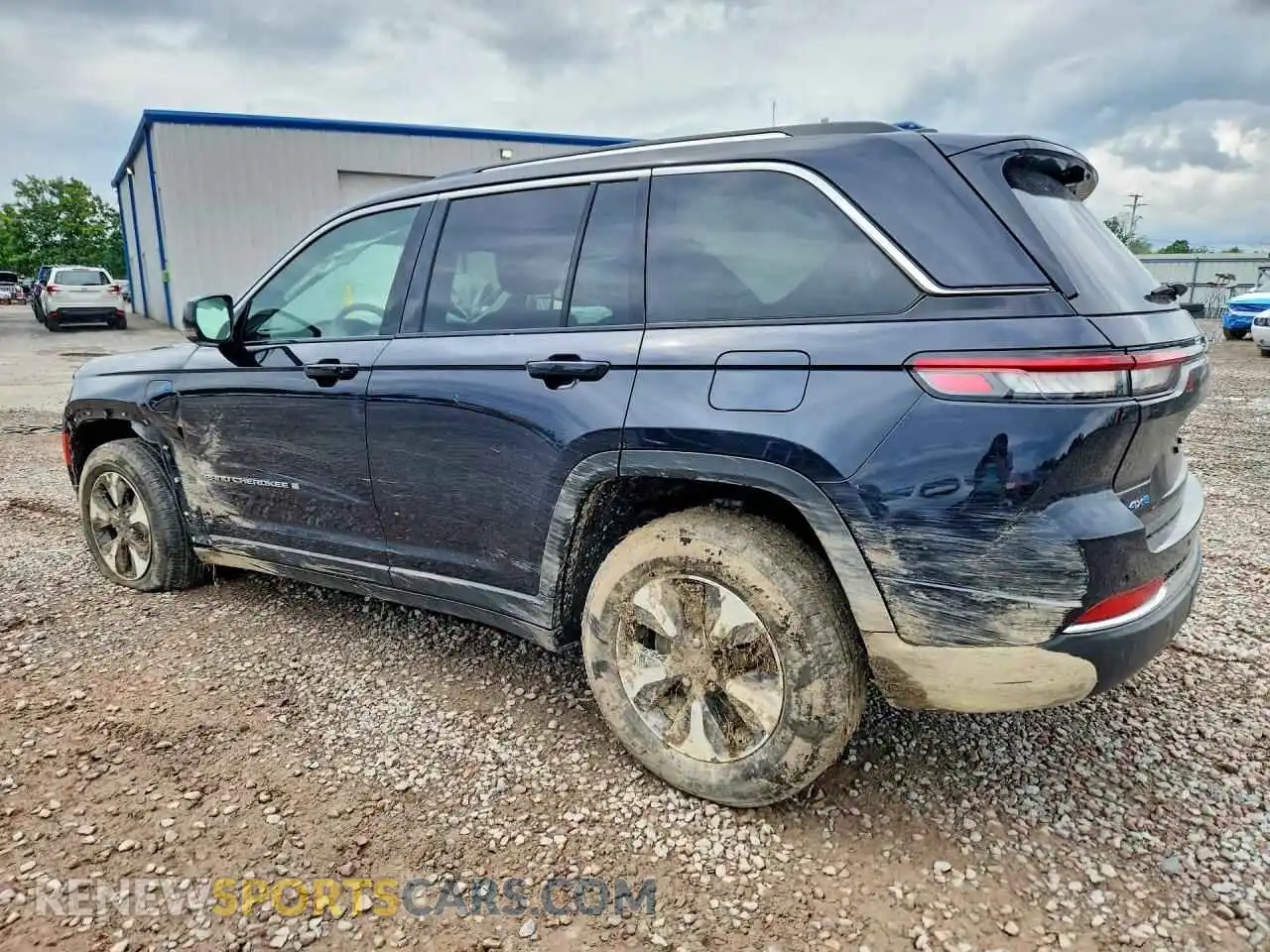 2 fotografías del automóvil dañado 1C4RJYB61PC651148 JEEP CHEROKEE 2023