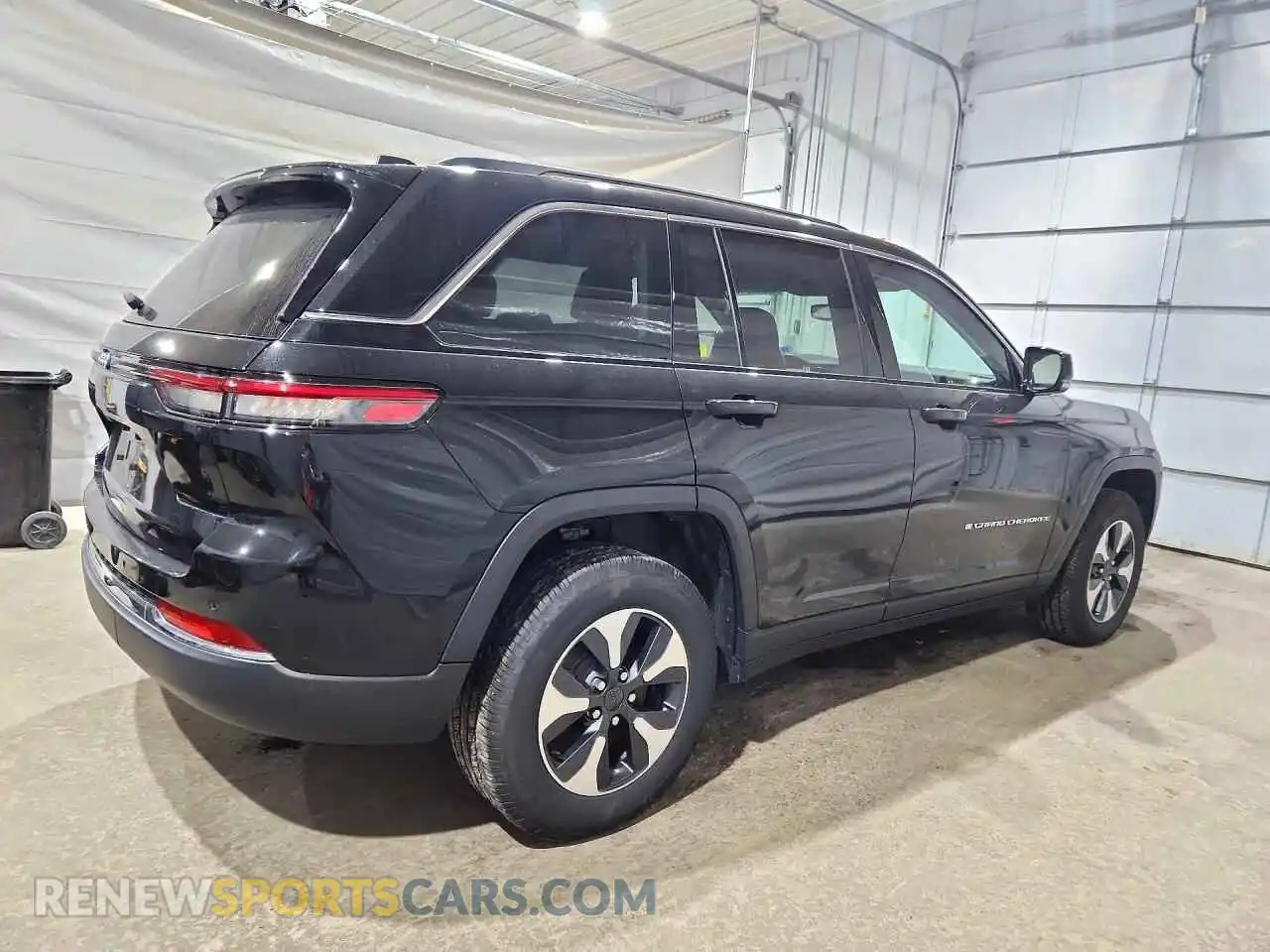 3 fotografías del automóvil dañado 1C4RJYB66PC595689 JEEP CHEROKEE 2023