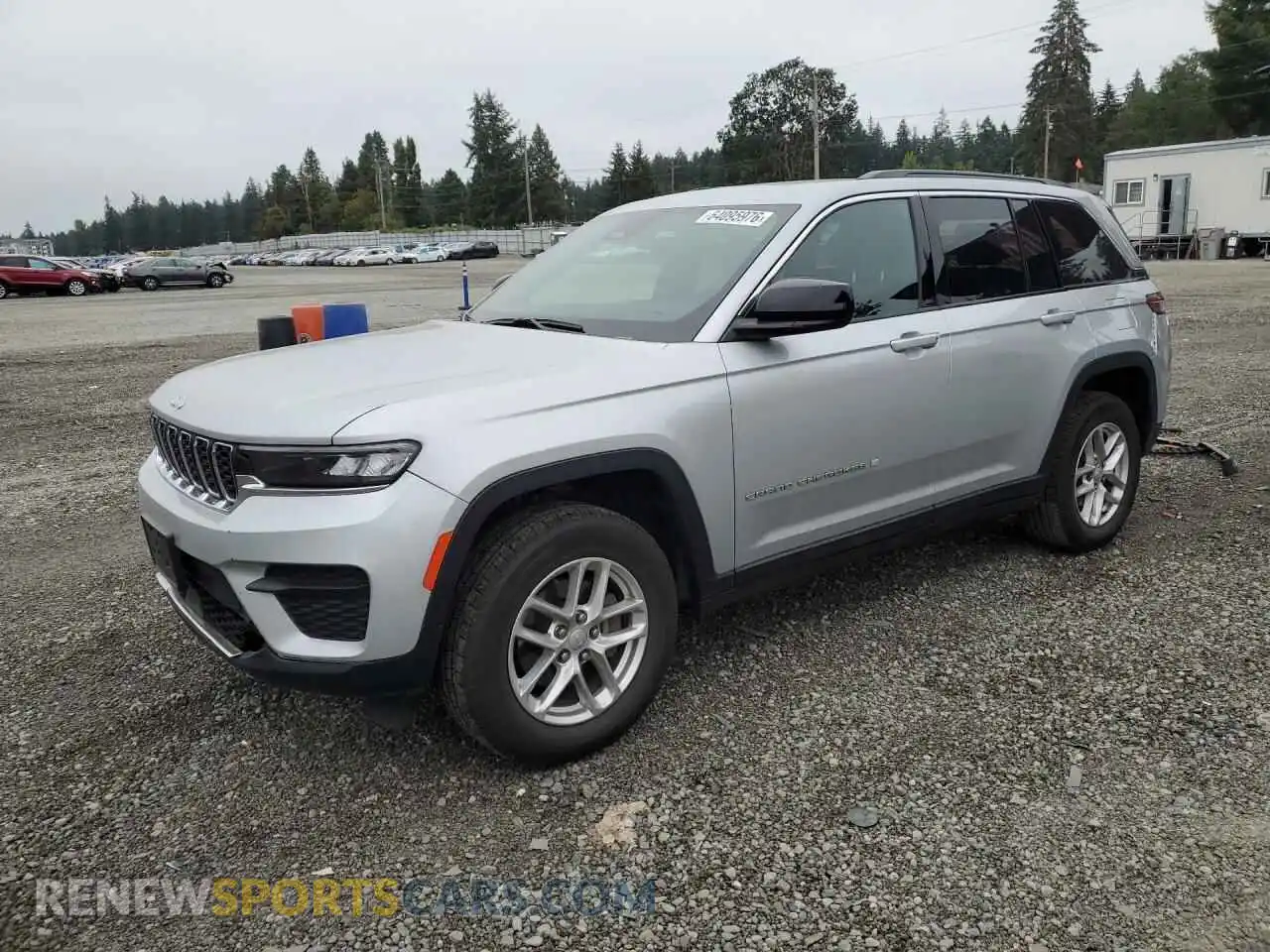 1 Photograph of a damaged car 1C4RJHAG1RC180082 JEEP CHEROKEE 2024