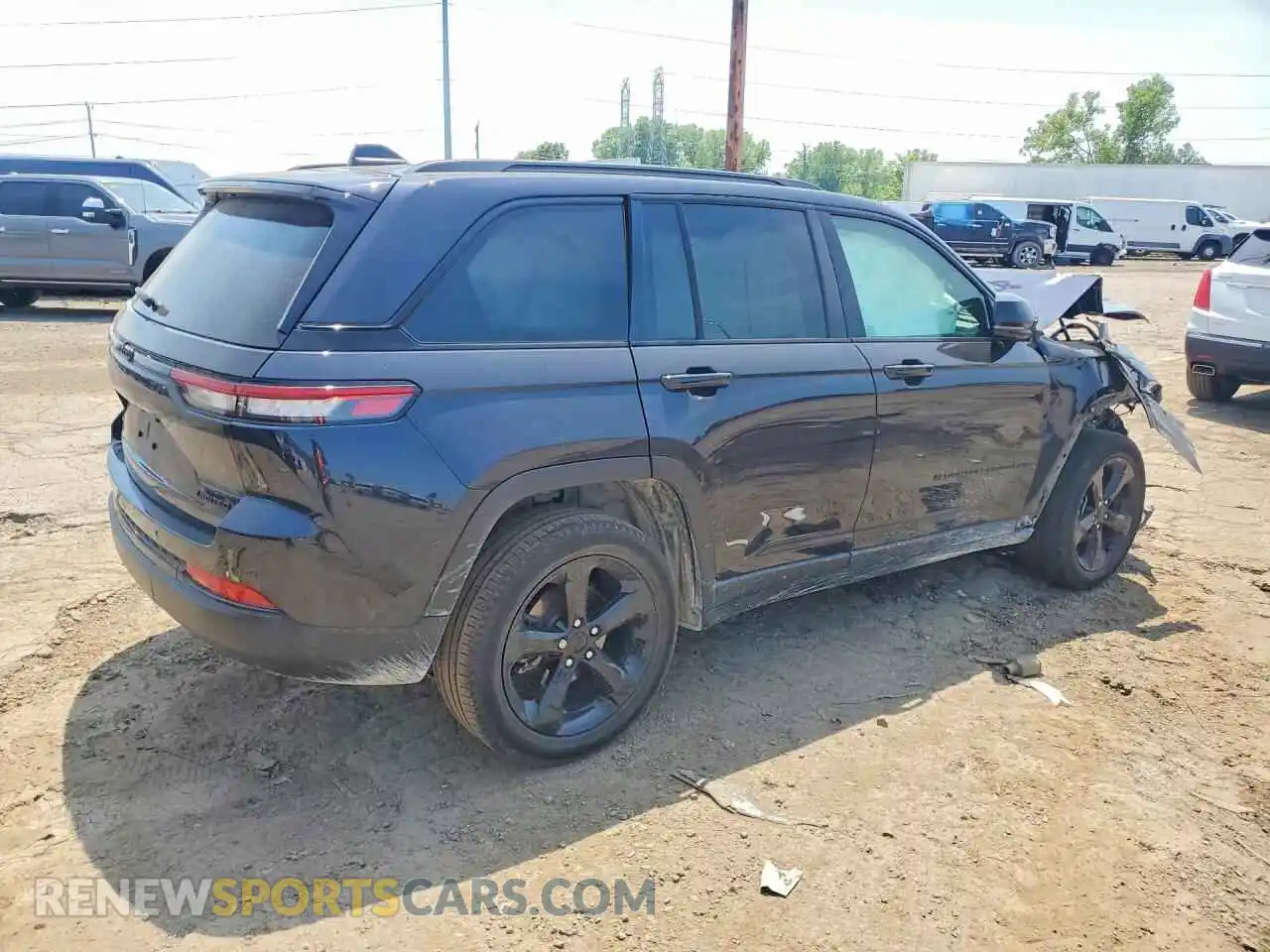 3 Photograph of a damaged car 1C4RJHBG2RC252115 JEEP CHEROKEE 2024
