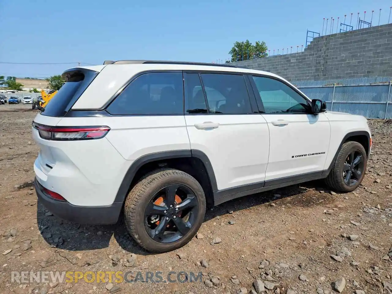 3 fotografías del automóvil dañado 1C4RJHBG5RC223370 JEEP CHEROKEE 2024