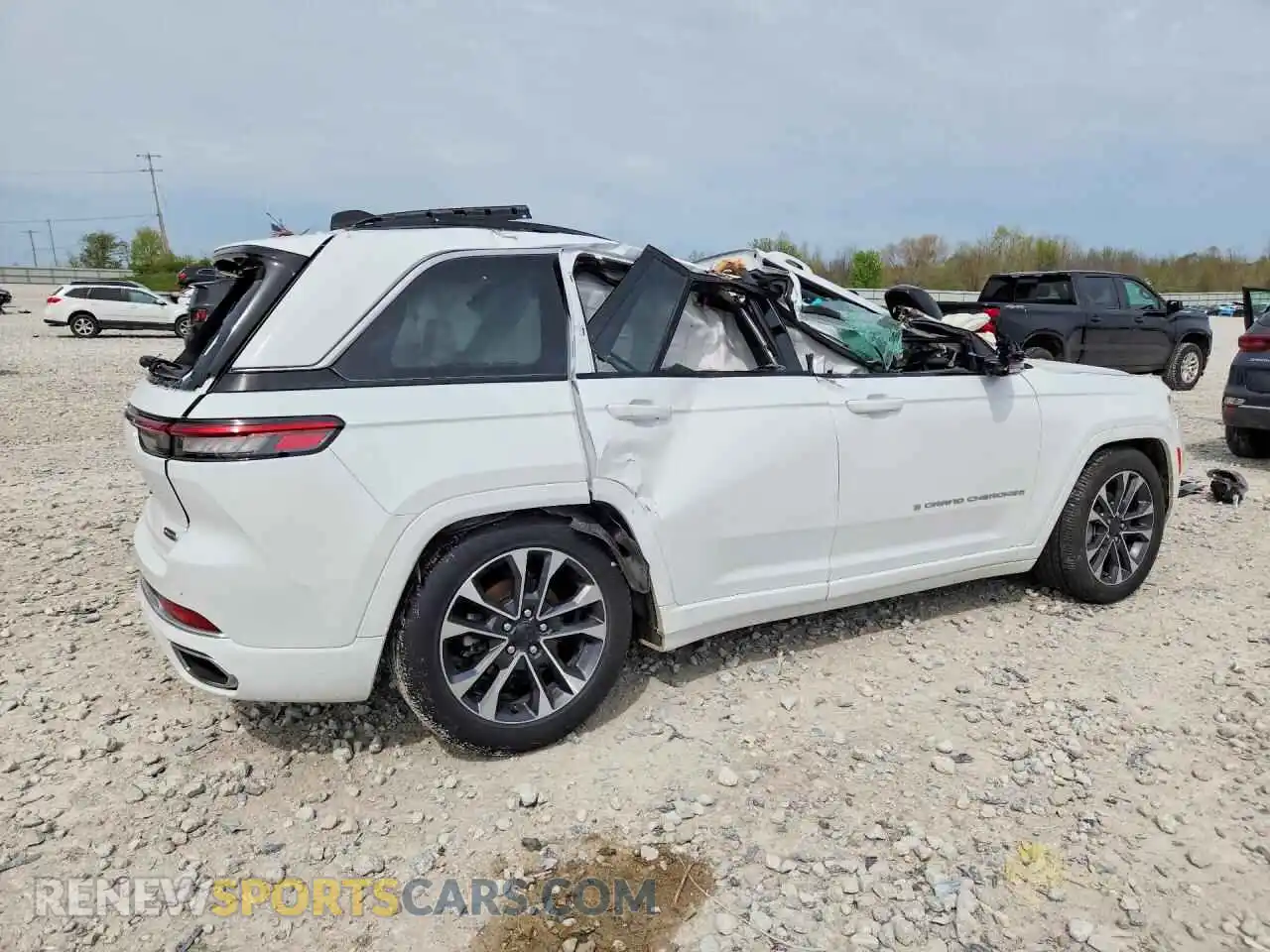 3 fotografías del automóvil dañado 1C4RJHDGXR8604146 JEEP CHEROKEE 2024