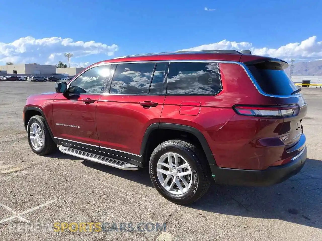 2 Фотография поврежденного автомобиля 1C4RJKAG7R8921996 JEEP CHEROKEE 2024
