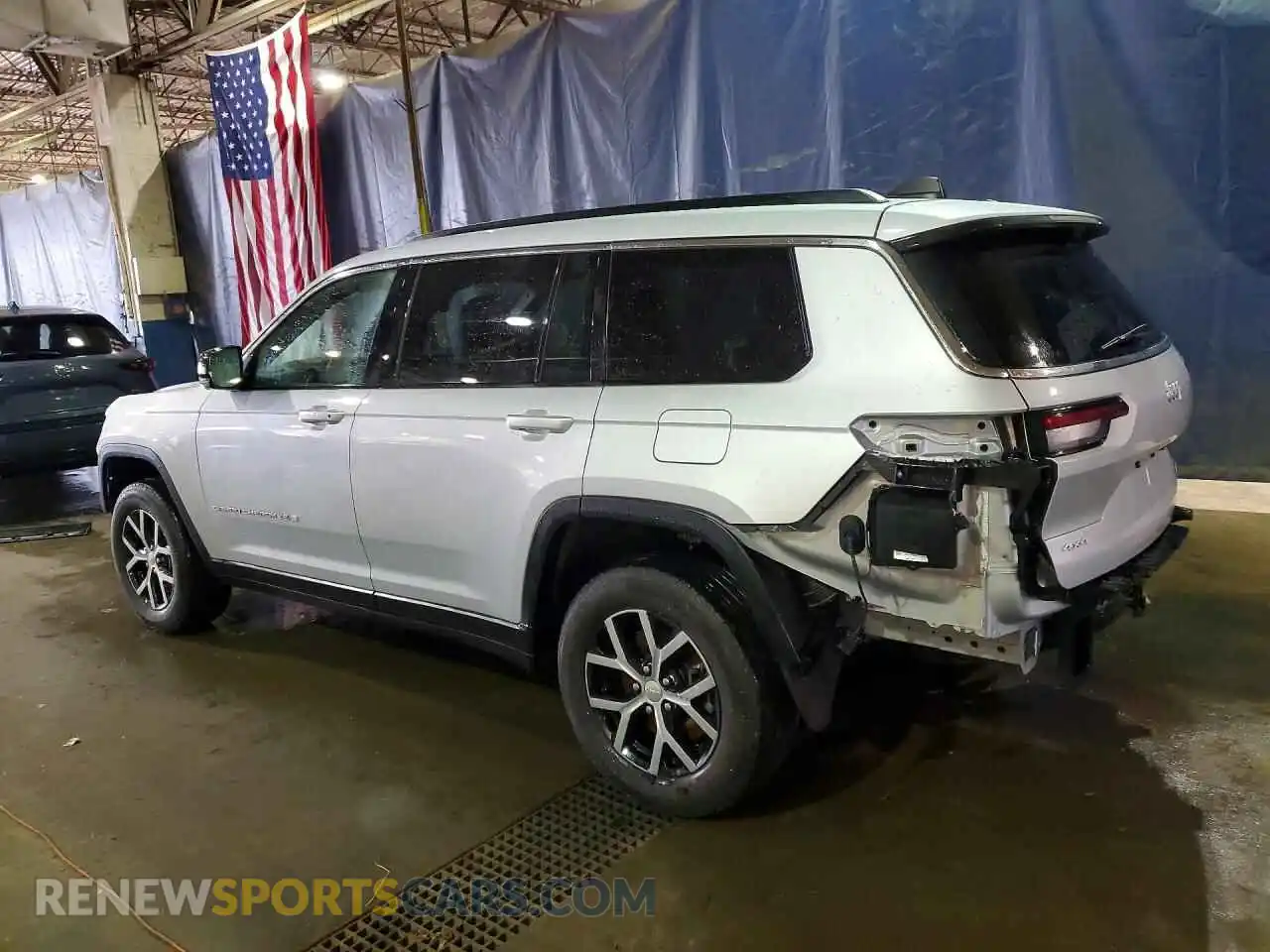 2 Photograph of a damaged car 1C4RJKBG6R8507221 JEEP CHEROKEE 2024