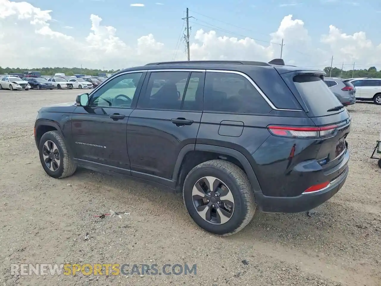 2 Photograph of a damaged car 1C4RJYB62RC117367 JEEP CHEROKEE 2024