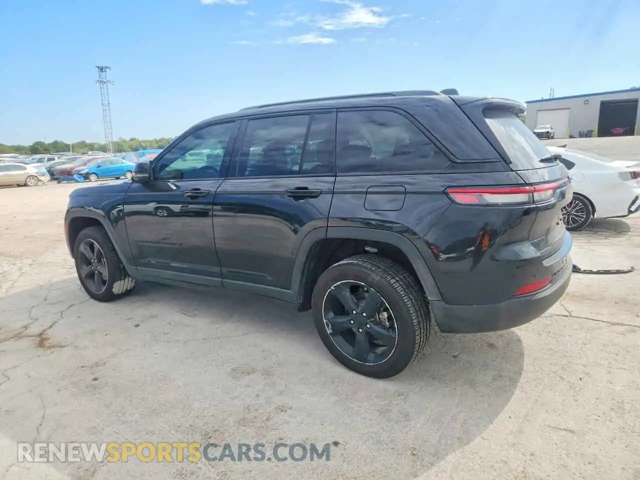 2 Photograph of a damaged car 1C4RJGAG2SC372904 JEEP CHEROKEE 2025