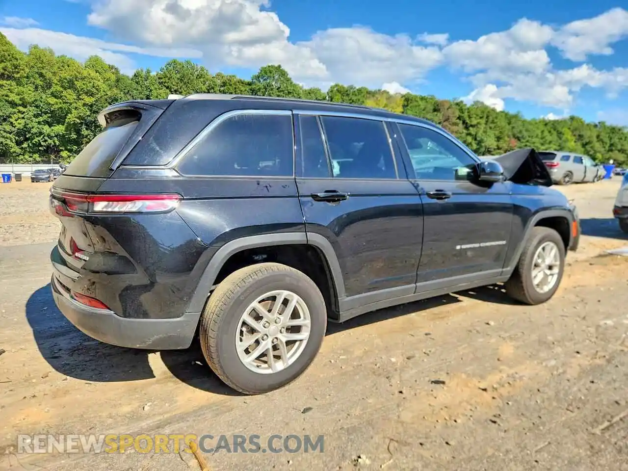 3 Photograph of a damaged car 1C4RJGAG4SC295498 JEEP CHEROKEE 2025