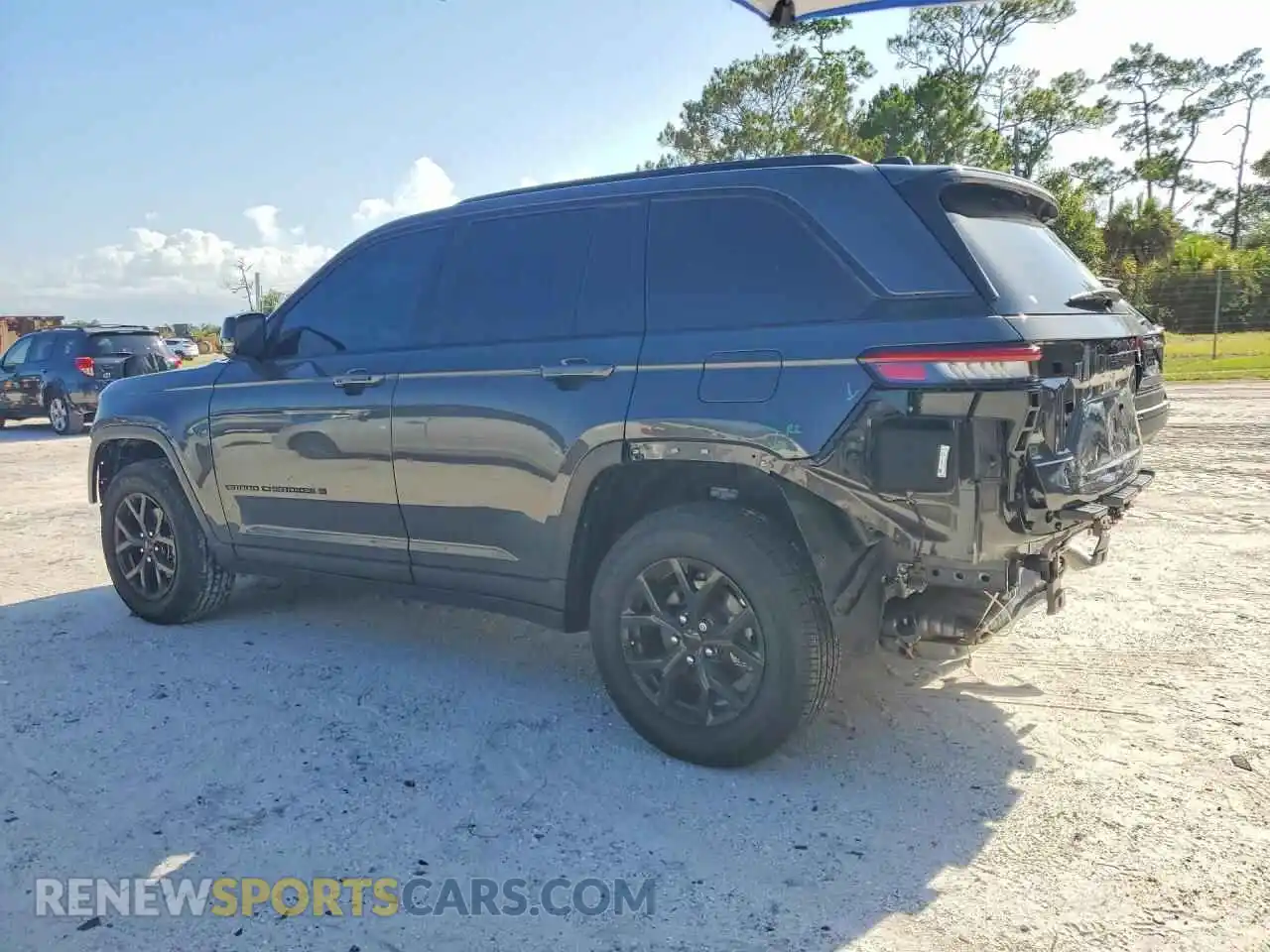 2 Photograph of a damaged car 1C4RJGAG9SC290135 JEEP CHEROKEE 2025