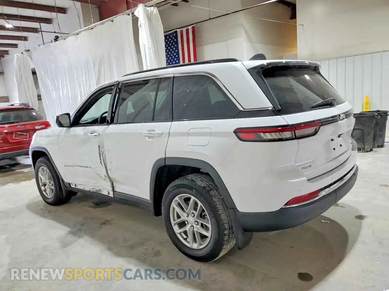 2 fotografías del automóvil dañado 1C4RJHAG0SC354360 JEEP CHEROKEE 2025