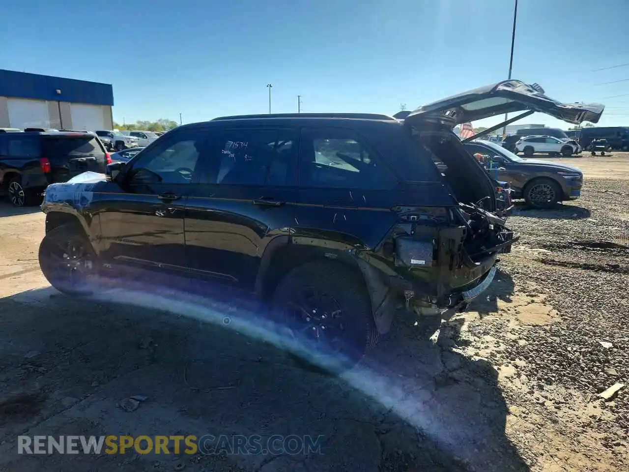 2 Фотография поврежденного автомобиля 1C4RJHAG0SC359641 JEEP CHEROKEE 2025