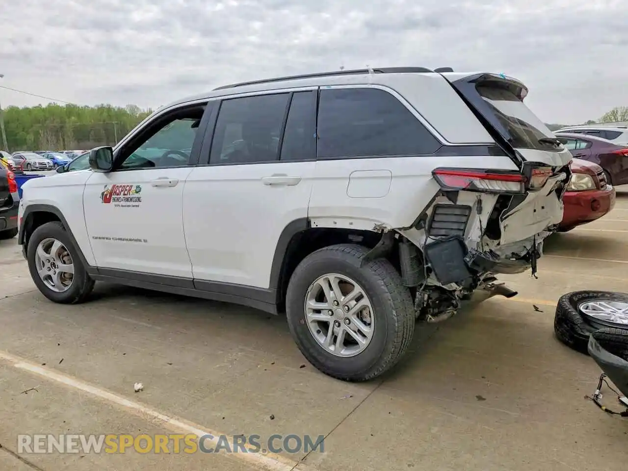 2 Photograph of a damaged car 1C4RJHAG5SC290445 JEEP CHEROKEE 2025