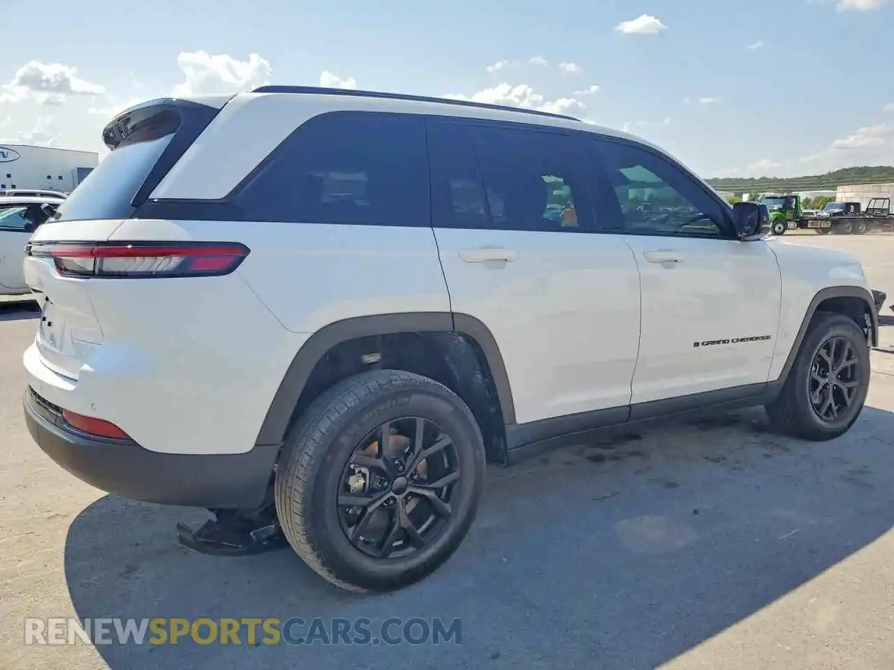 3 Photograph of a damaged car 1C4RJHAG5SC329423 JEEP CHEROKEE 2025