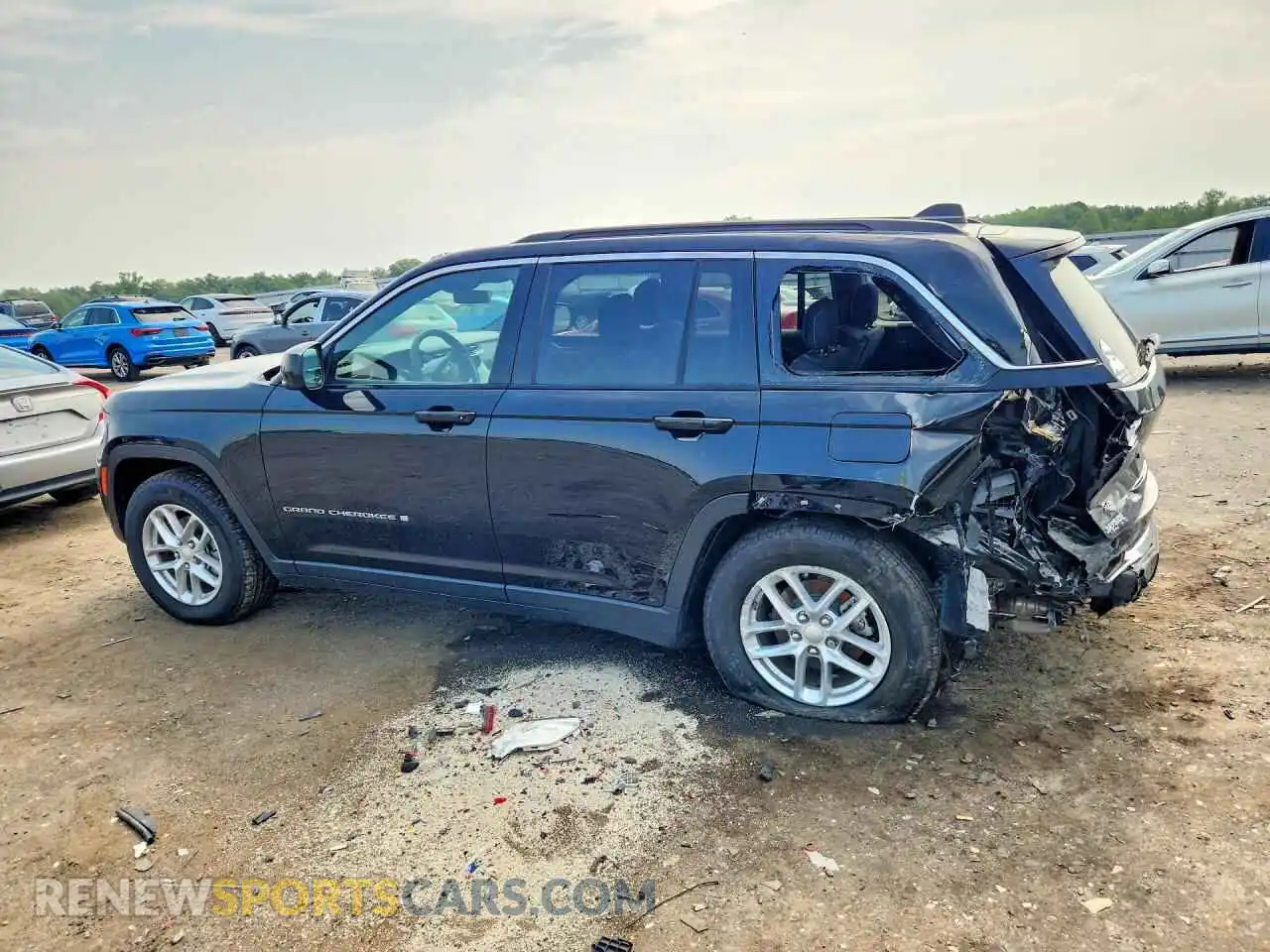 2 Photograph of a damaged car 1C4RJHAG6SC366691 JEEP CHEROKEE 2025