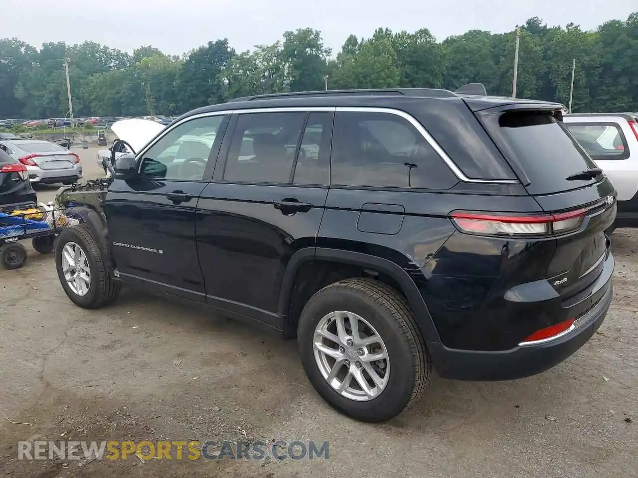 2 Photograph of a damaged car 1C4RJHAG8SC344675 JEEP CHEROKEE 2025