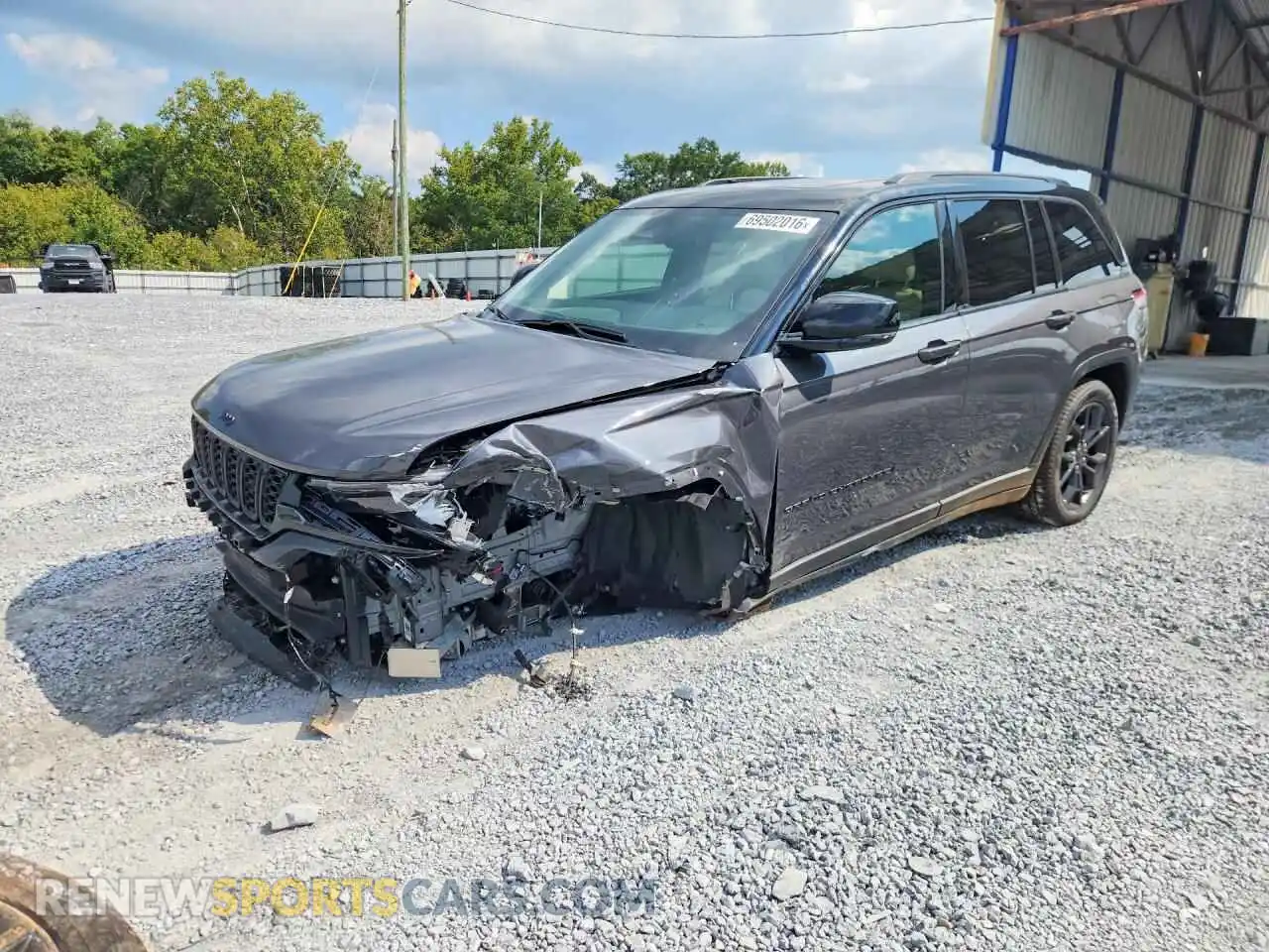 1 Photograph of a damaged car 1C4RJHBG3S8789357 JEEP CHEROKEE 2025