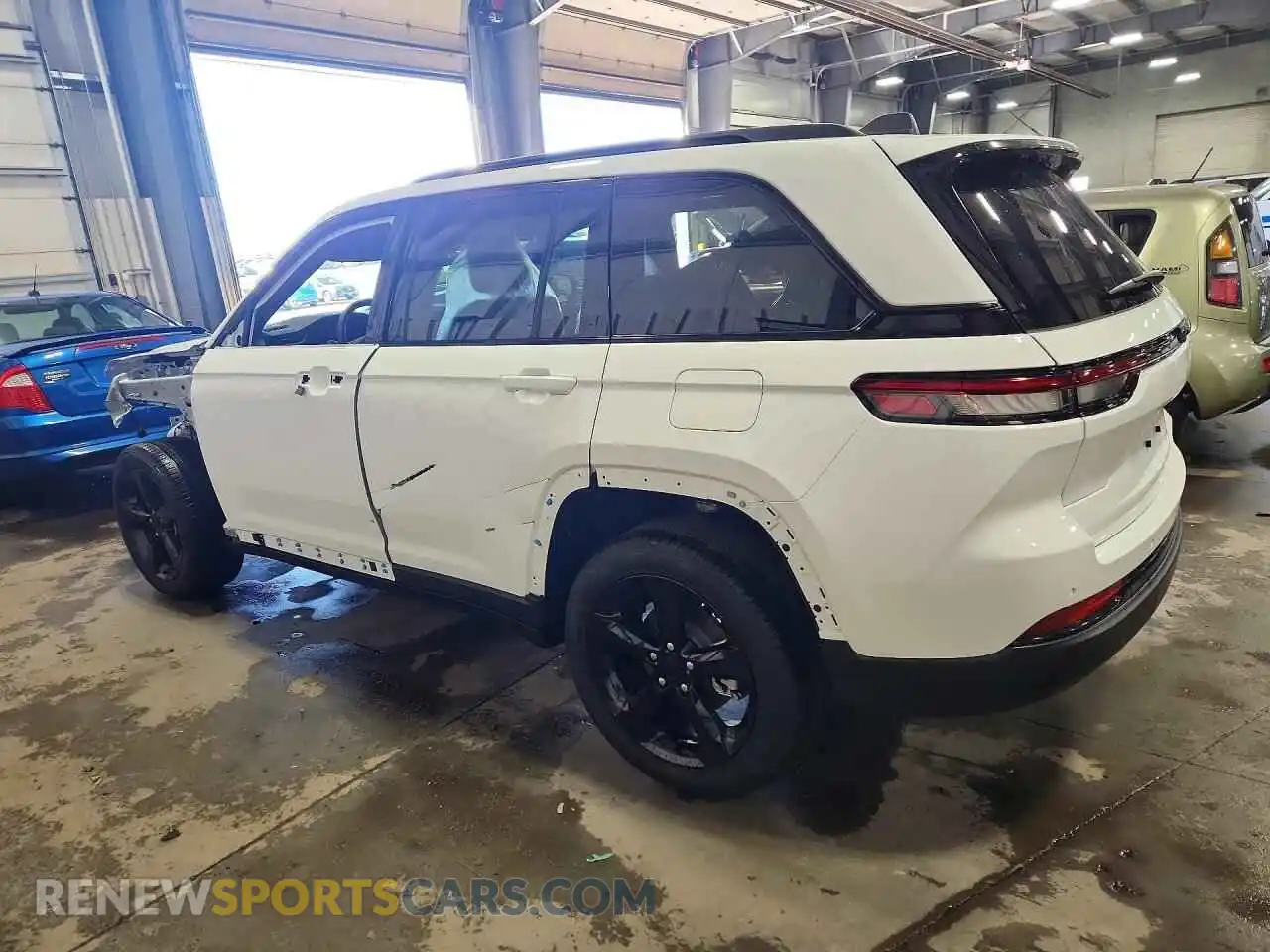 2 Photograph of a damaged car 1C4RJHBG3SC356778 JEEP CHEROKEE 2025