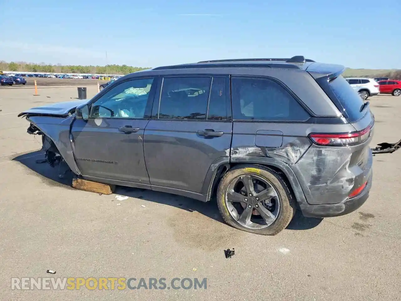 2 Photograph of a damaged car 1C4RJHBG5SC299189 JEEP CHEROKEE 2025