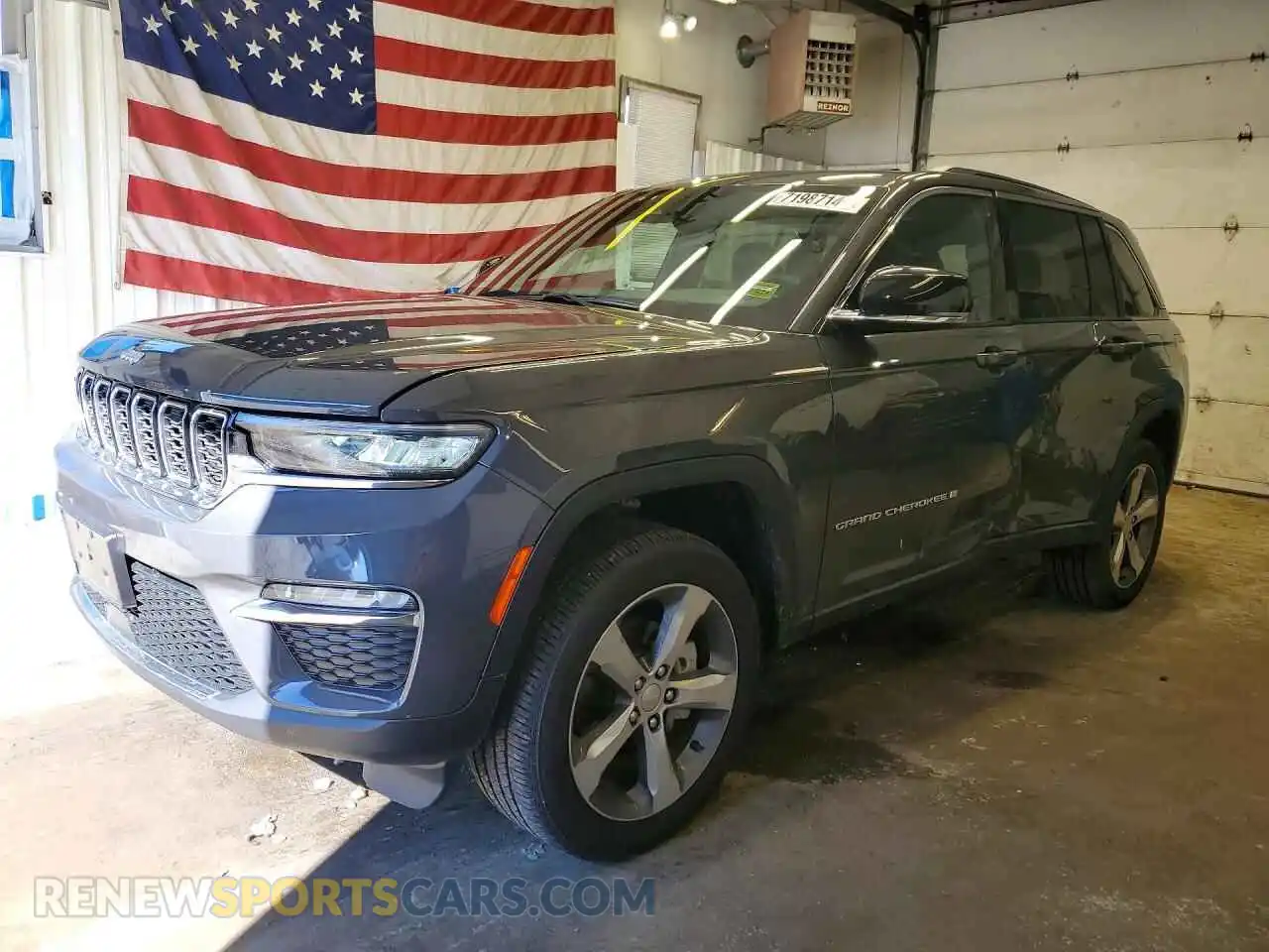 1 Photograph of a damaged car 1C4RJHBG6SC275810 JEEP CHEROKEE 2025