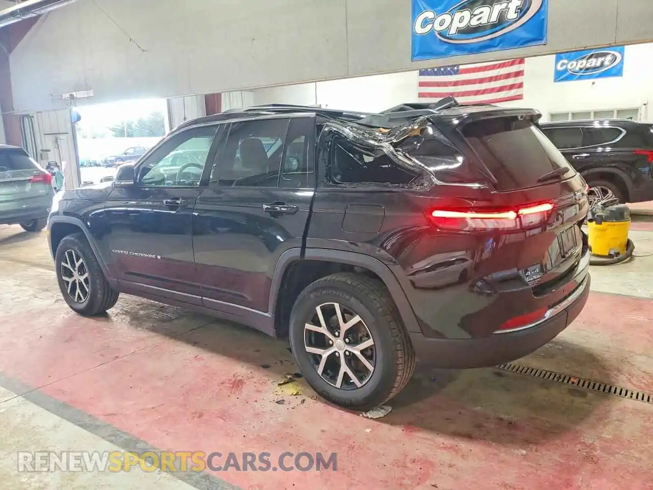 2 fotografías del automóvil dañado 1C4RJHBGXSC357412 JEEP CHEROKEE 2025