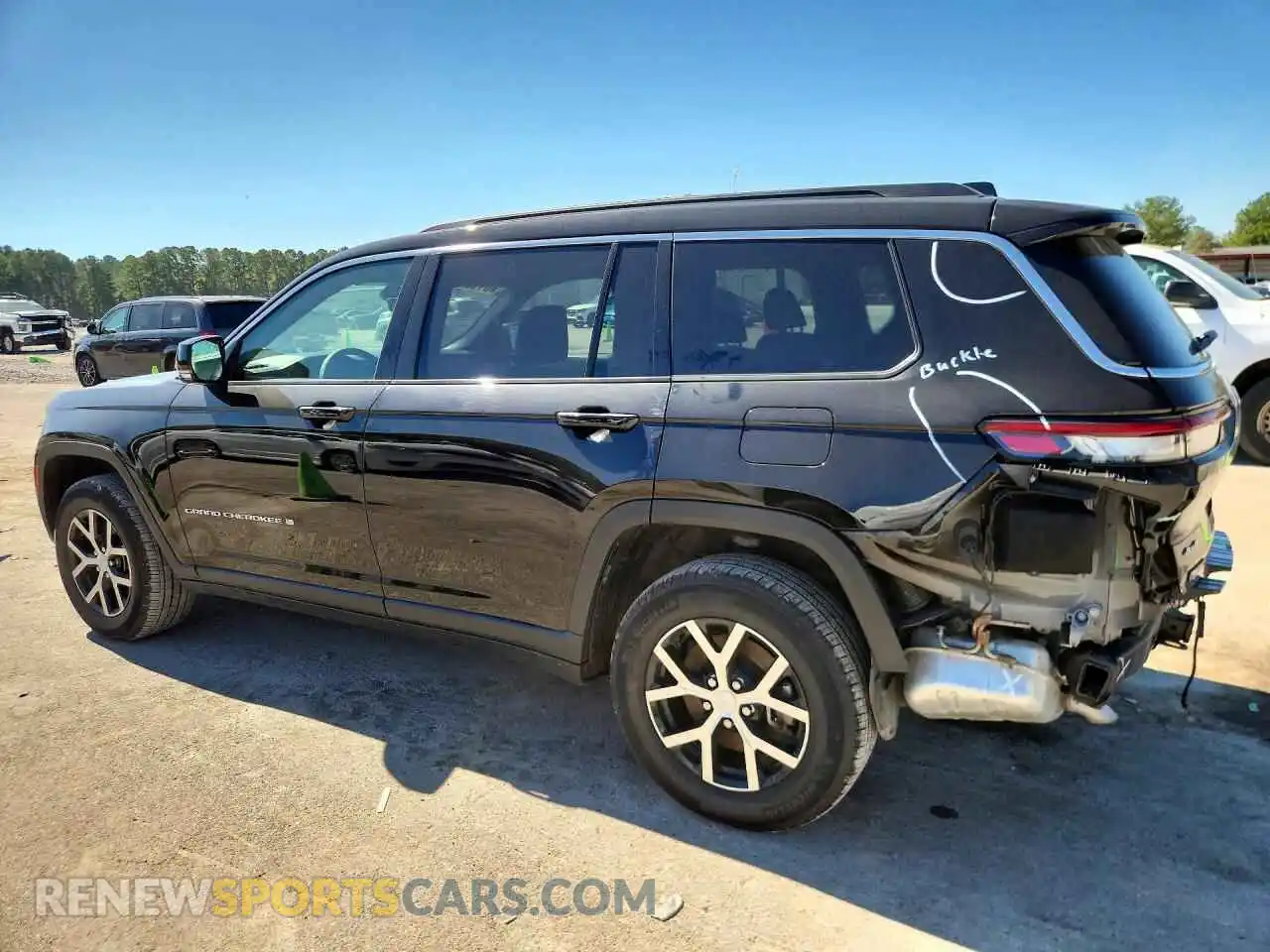 2 Photograph of a damaged car 1C4RJKBG2S8638197 JEEP CHEROKEE 2025
