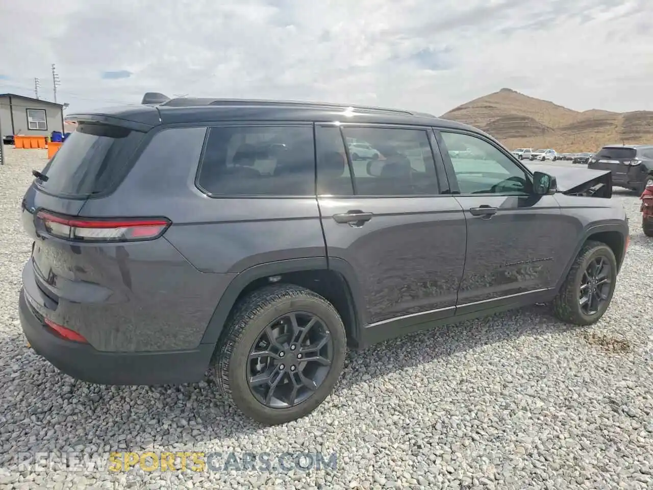 3 fotografías del automóvil dañado 1C4RJKBG2S8791386 JEEP CHEROKEE 2025