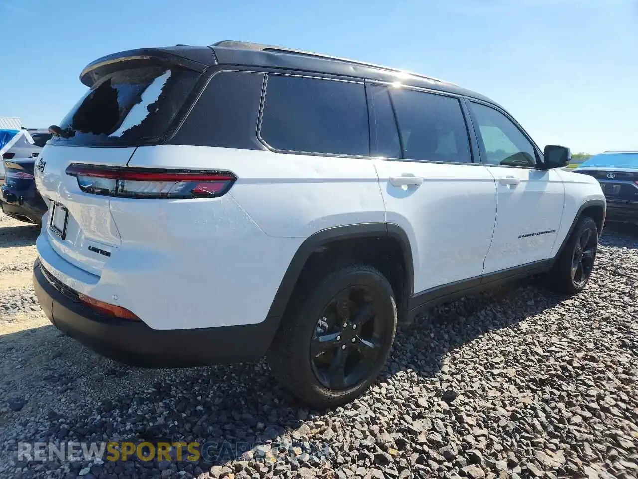 3 Photograph of a damaged car 1C4RJKBG5S8665068 JEEP CHEROKEE 2025