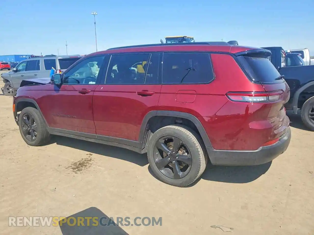 2 fotografías del automóvil dañado 1C4RJKBG8S8737641 JEEP CHEROKEE 2025