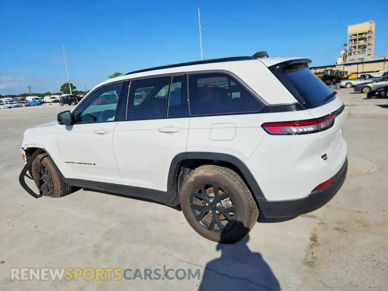 2 fotografías del automóvil dañado 1C4RJGAR7TC263292 JEEP CHEROKEE 2026