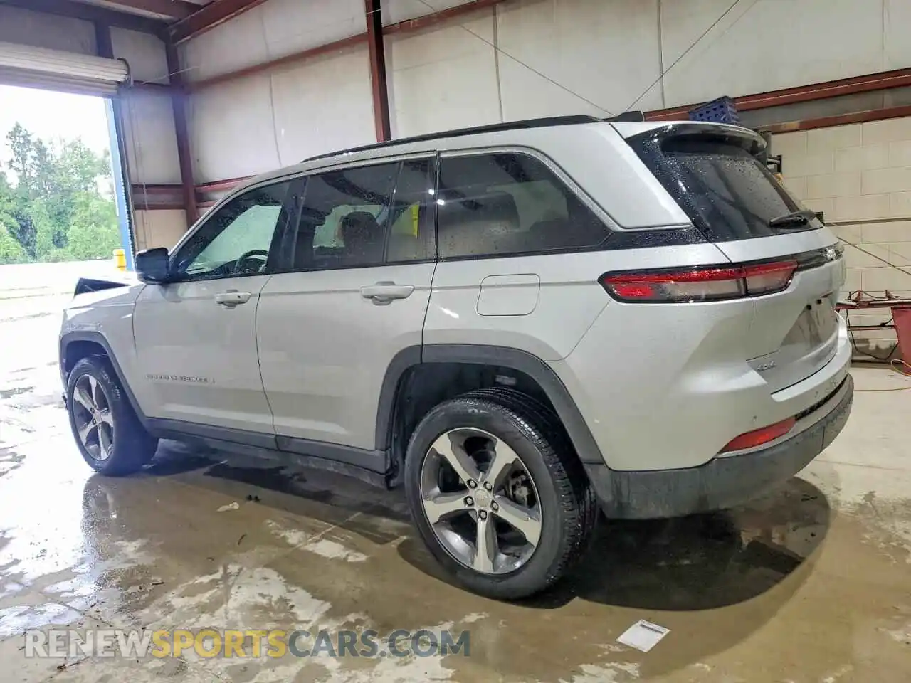 2 Photograph of a damaged car 1C4RJHBR7TC193426 JEEP CHEROKEE 2026