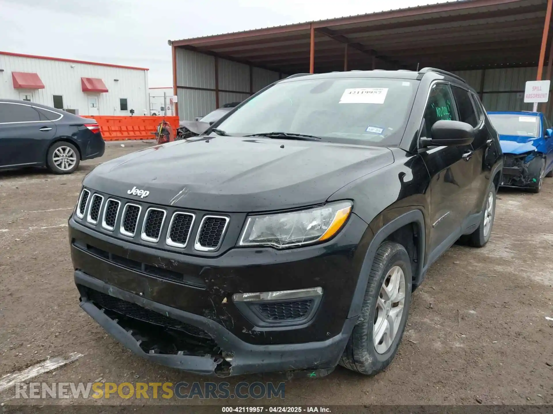 2 fotografías del automóvil dañado 3C4NJCAB2KT848049 JEEP COMPASS 2019