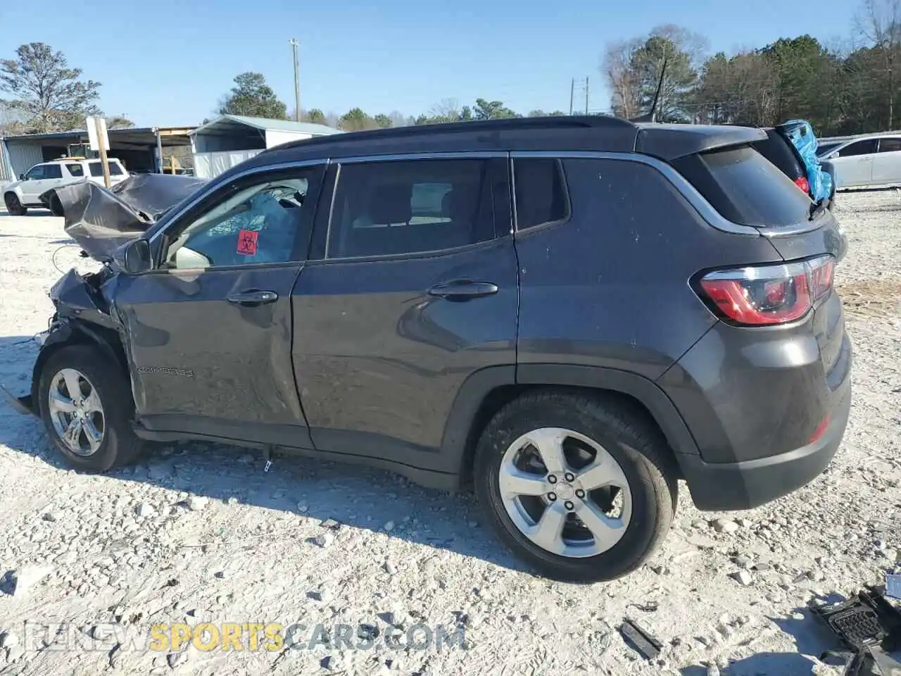 2 Photograph of a damaged car 3C4NJCBB2KT840578 JEEP COMPASS 2019