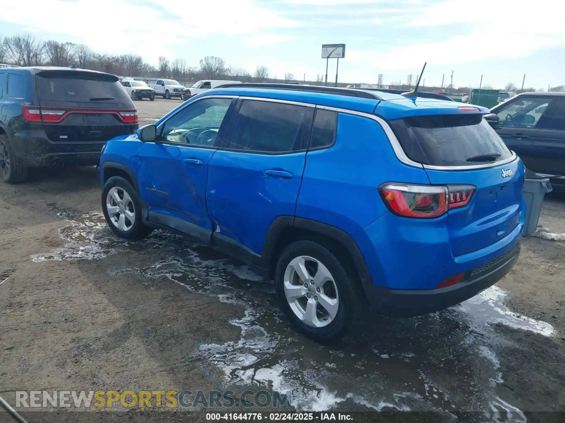 3 Фотография поврежденного автомобиля 3C4NJCBB3KT615845 JEEP COMPASS 2019