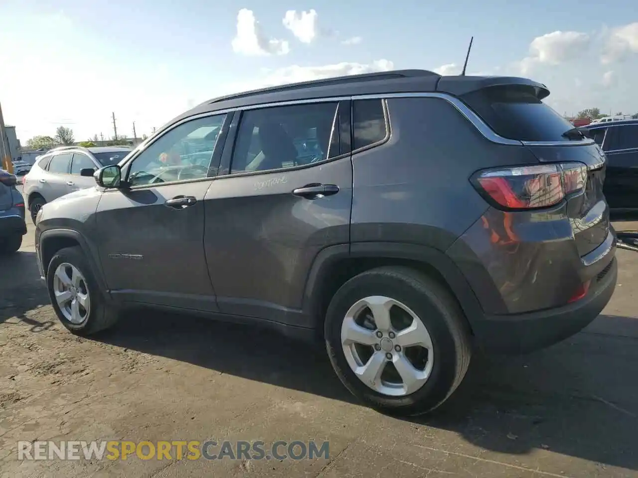 2 Photograph of a damaged car 3C4NJCBB5KT699408 JEEP COMPASS 2019