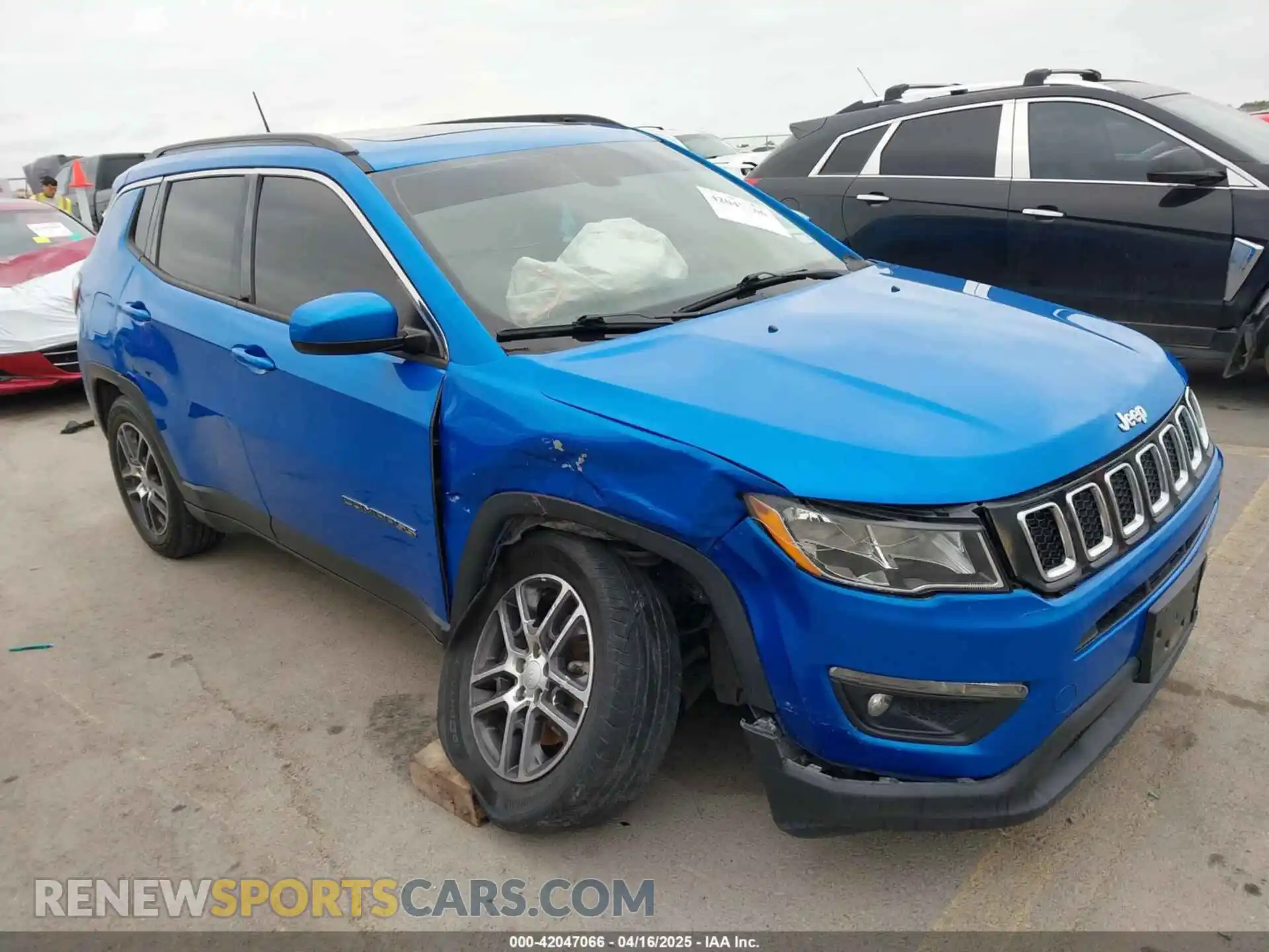 1 Photograph of a damaged car 3C4NJCBB5KT782420 JEEP COMPASS 2019
