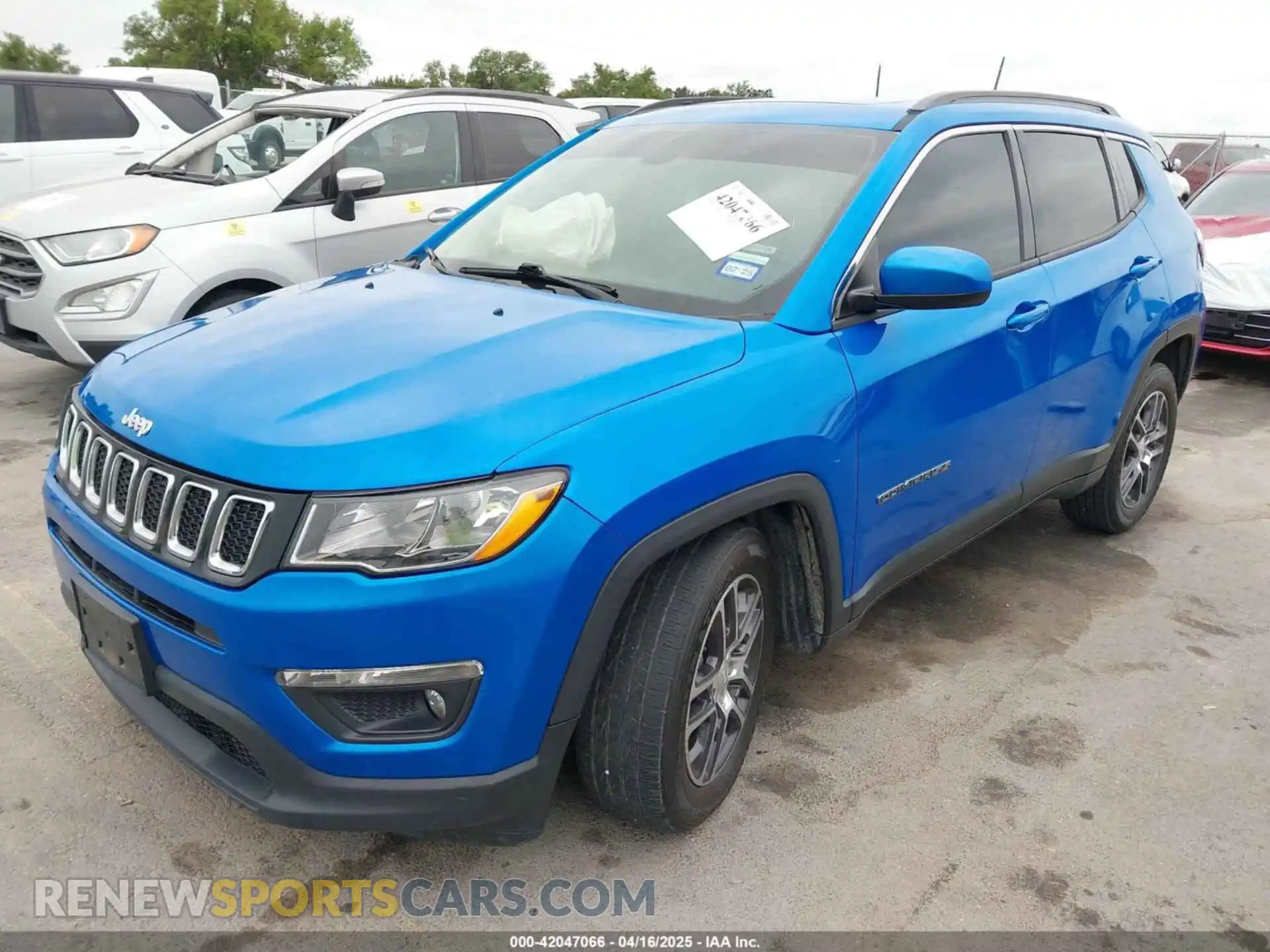 2 Photograph of a damaged car 3C4NJCBB5KT782420 JEEP COMPASS 2019