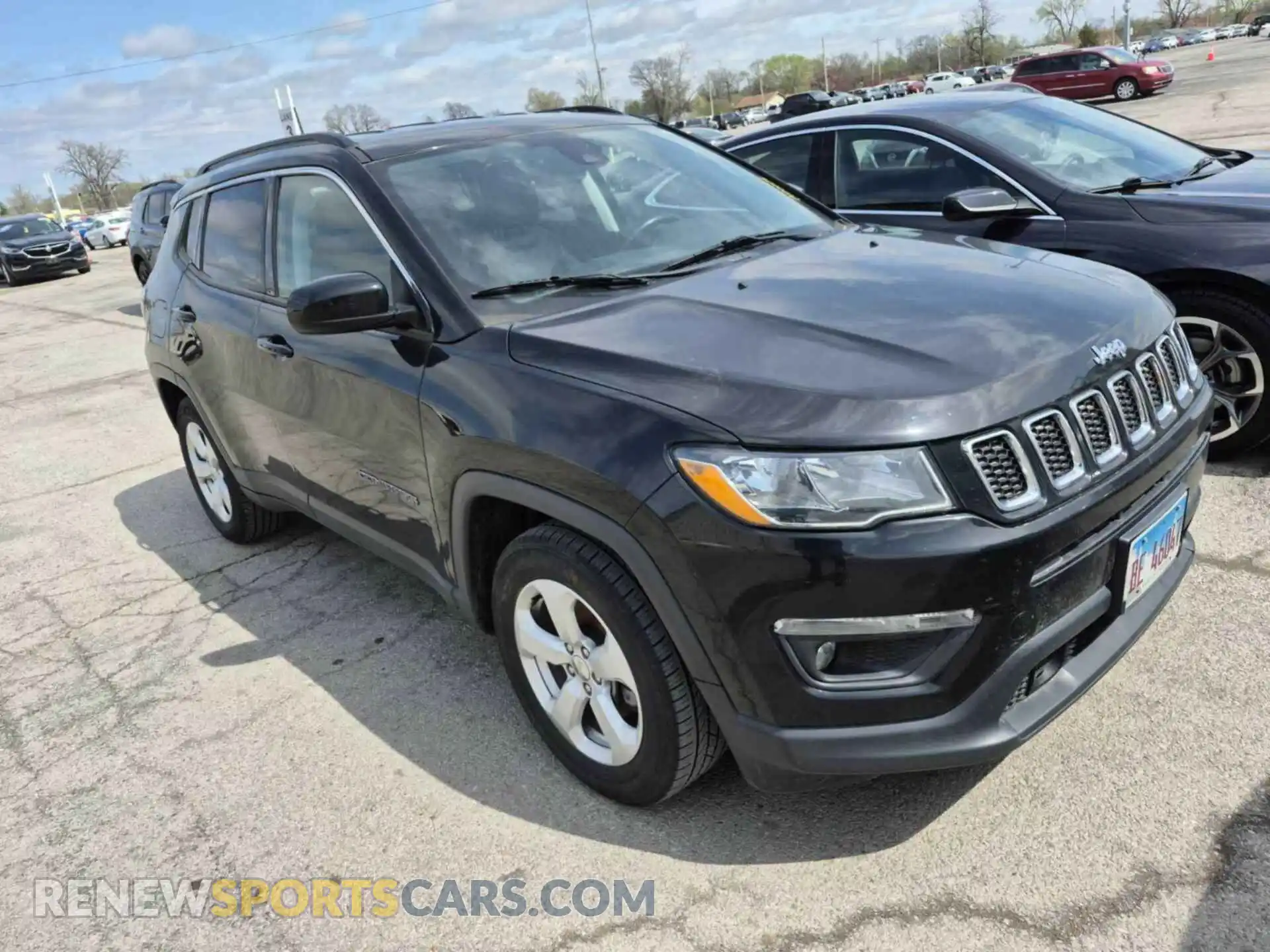 3 Photograph of a damaged car 3C4NJCBB7KT679919 JEEP COMPASS 2019
